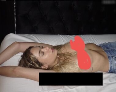 Naked Videos of Ashley Benson – Free Download Leaked Videos, XXX, Porn, Sextape, Nude Leaks